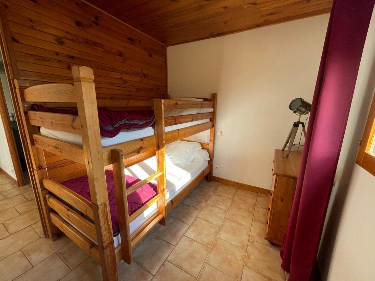 Village De Gites Mas De La Bastide Жуаез Екстер'єр фото