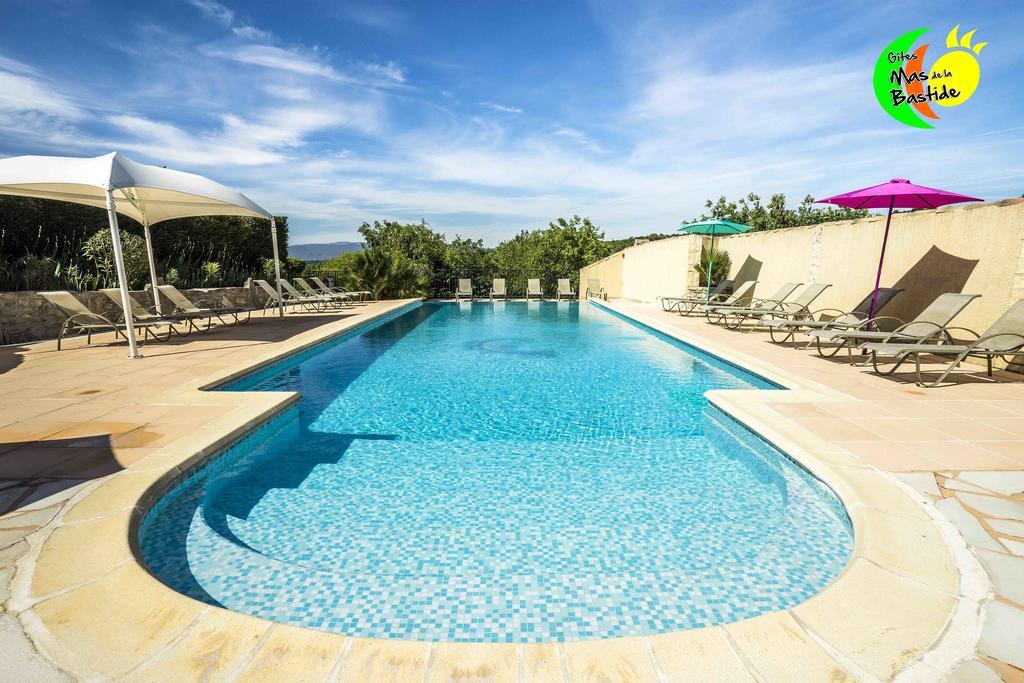 Village De Gites Mas De La Bastide Жуаез Екстер'єр фото